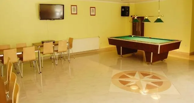 Pod Arkadami Resort *