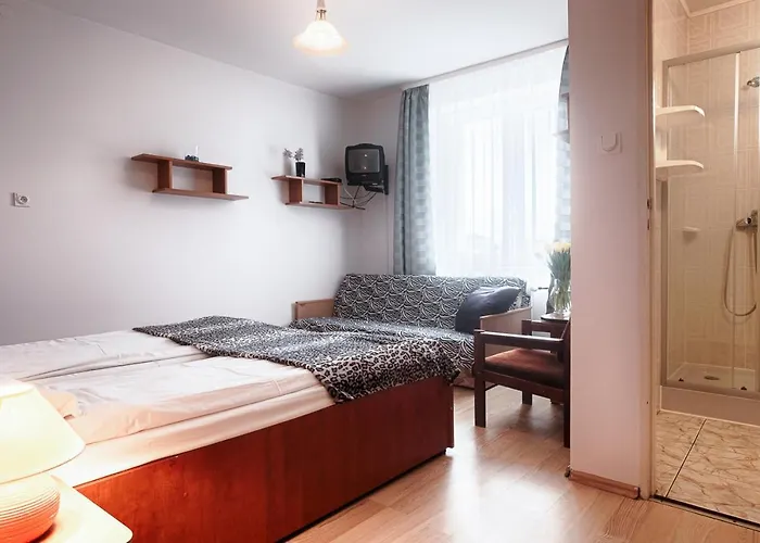 Pod Arkadami Resort *